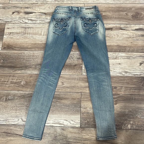 Express Jeans - Picture 2 of 3